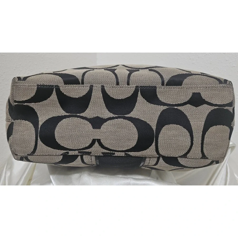 Coach authentic signature